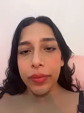 Snapshot of milakitti chatting on May 10, 7:02 am milakitti online show from May 10, 7:02 am