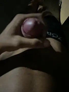 usuario55778 online show from April 12, 6:40 am