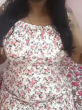 Snapshot of Mayuri-hot chatting on June 10, 12:33 am Mayuri-hot online show from June 10, 12:33 am