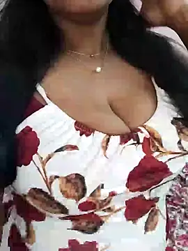 Snapshot of Mayuri-hot chatting on June 21, 10:12 pm Mayuri-hot online show from June 21, 10:12 pm