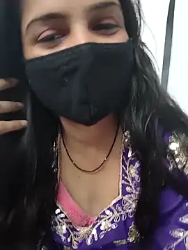 Snapshot of sexy_bhabhii chatting on June 18, 9:09 am sexy bhabhii online show from June 18, 9:09 am