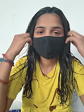 Snapshot of sexy_bhabhii chatting on June 23, 12:58 pm sexy bhabhii online show from June 23, 12:58 pm