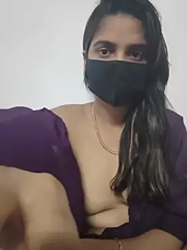 Snapshot of sexy_bhabhii chatting on July 5, 5:31 pm sexy bhabhii online show from July 5, 5:31 pm