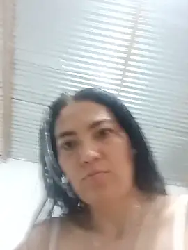 LuluDream online show from May 26, 1:51 pm