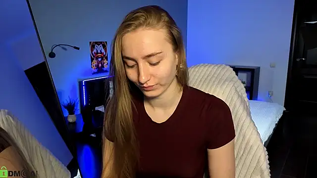 Your Emily25 online show from May 17, 8:01 am