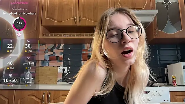 eileencrowday online show from April 14, 3:12 am