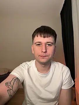 submarine  online show from April 13, 6:57 pm