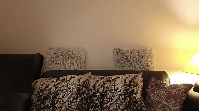 Sharon Red online show from February 26, 6:00 pm