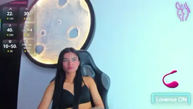 luna-bella  online show from May 20, 4:07 am