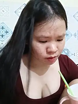 Snapshot of Seraphinahh chatting on May 21, 3:41 pm Seraphinahh online show from May 21, 3:41 pm