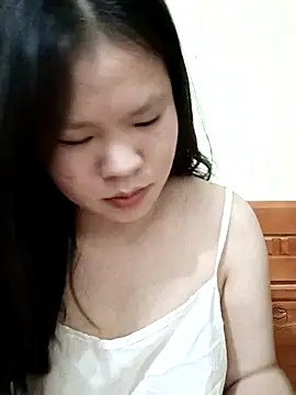 Snapshot of Seraphinahh chatting on June 21, 2:19 pm Seraphinahh online show from June 21, 2:19 pm