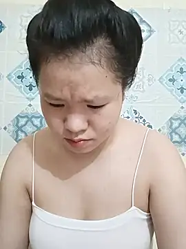 Snapshot of Seraphinahh chatting on June 26, 8:52 am Seraphinahh online show from June 26, 8:52 am
