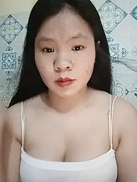Snapshot of Seraphinahh chatting on July 2, 2:34 pm Seraphinahh online show from July 2, 2:34 pm