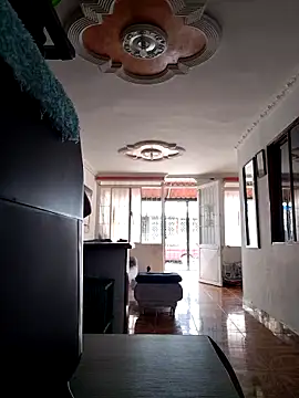 Snapshot of claabella chatting on April 13, 4:45 pm claabella online show from April 13, 4:45 pm