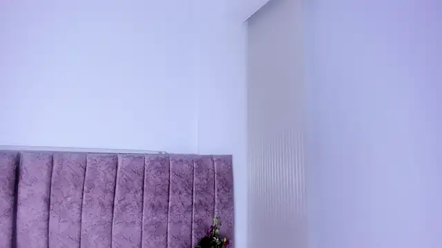 Snapshot of Dahlia_rossee chatting on June 25, 8:35 pm Dahlia rossee online show from June 25, 8:35 pm