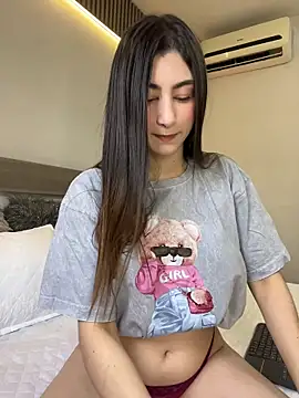 evelyn hills online show from July 12, 2:41 pm
