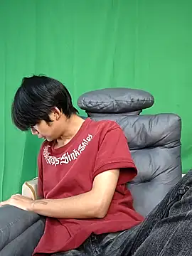 Snapshot of -OvO- chatting on April 24, 10:50 am -OvO- online show from April 24, 10:50 am