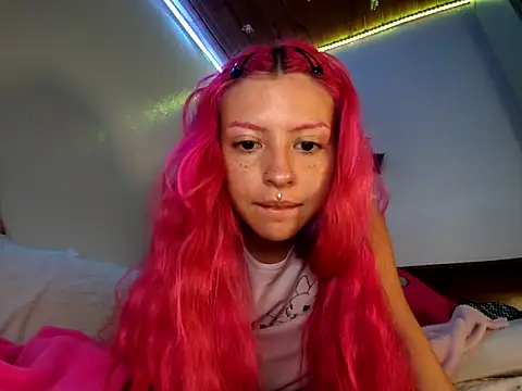 NinaKitty  online show from April 18, 6:28 am