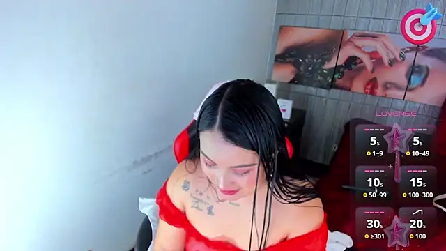 Snapshot of Dakota_lee03 chatting on May 31, 12:23 pm Dakota lee03 online show from May 31, 12:23 pm