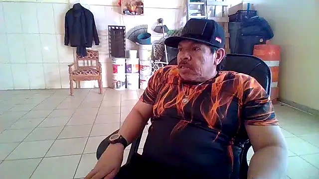 Snapshot of Oskr2024XXX chatting on January 31, 10:52 pm Oskr2024XXX online show from January 31, 10:52 pm