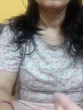 Snapshot of RUHIJNJ chatting on April 14, 3:51 pm RUHIJNJ online show from April 14, 3:51 pm