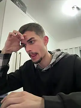 Santonn  online show from April 17, 2:25 am