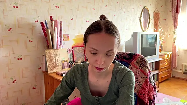 AdriannaBill online show from June 17, 3:02 pm