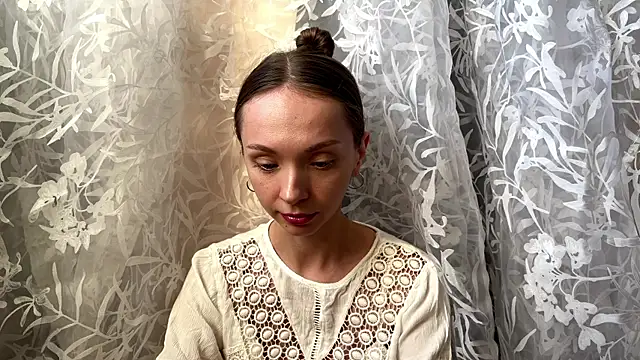 AdriannaBill online show from July 11, 4:10 pm