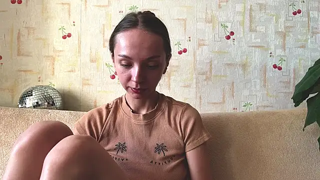 AdriannaBill online show from July 17, 3:18 pm