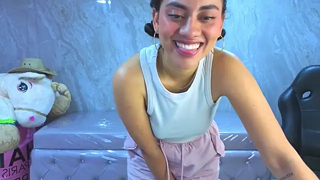 grecia soler a online show from July 16, 1:28 pm
