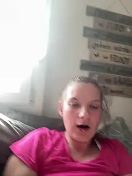 Snapshot of Lisa-Meier chatting on April 16, 3:46 pm Lisa-Meier online show from April 16, 3:46 pm