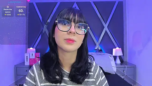 HaniKuspoka online show from May 14, 8:26 pm