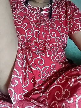 Snapshot of Boudisex69 chatting on April 14, 7:20 pm Boudisex69 online show from April 14, 7:20 pm