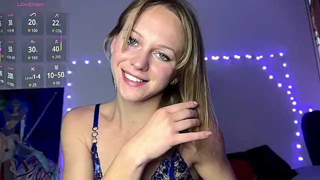 EllisQuinn online show from May 1, 4:06 am