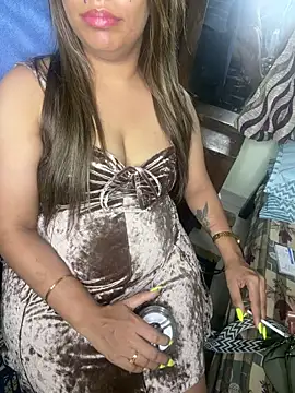 Jasmine lovel online show from May 4, 10:39 pm