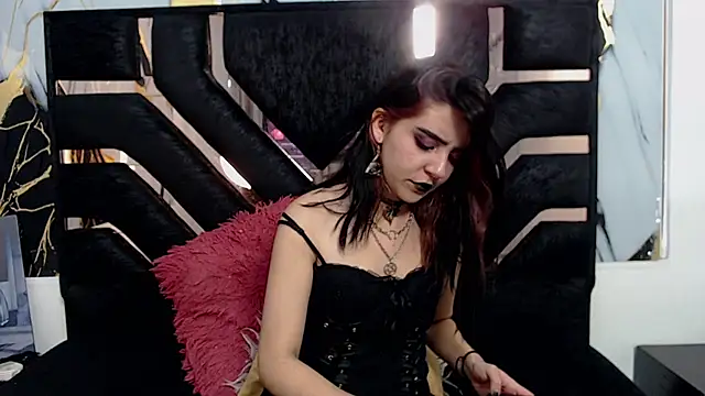 amberblackcs01 online show from May 24, 5:29 pm