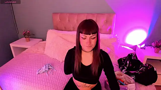 Kim Jeins666  online show from May 29, 1:09 pm