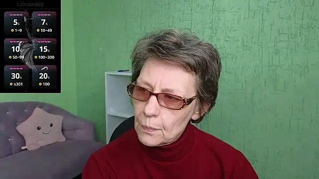 Ivy Infinity online show from April 17, 8:39 am