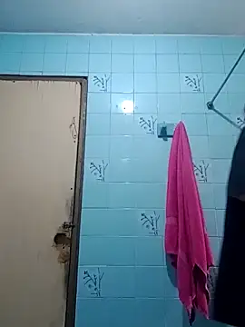 YilingAndAlan online show from April 17, 1:41 am