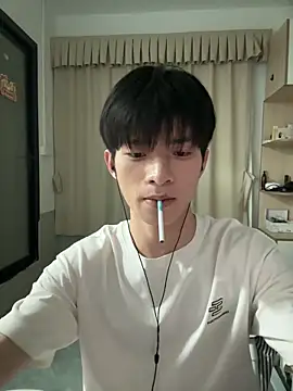 Snapshot of ruo-bai chatting on April 15, 2:57 pm ruo-bai online show from April 15, 2:57 pm