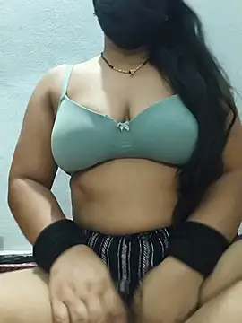 sweetylove01 online show from June 7, 5:49 pm