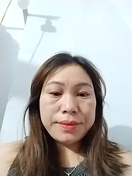 Cong2211 online show from April 15, 11:05 pm