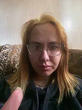 Snapshot of Melissa_lissa_ chatting on April 15, 10:44 am Melissa lissa online show from April 15, 10:44 am