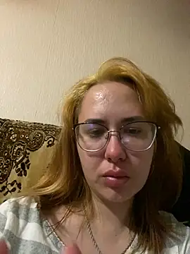 Snapshot of Melissa_lissa_ chatting on April 15, 8:09 pm Melissa lissa online show from April 15, 8:09 pm