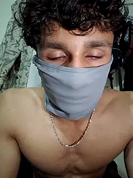 Snapshot of takashi_zaichi chatting on April 16, 3:13 pm takashi zaichi online show from April 16, 3:13 pm