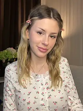 Snapshot of SearchyourAngel chatting on April 15, 2:35 pm SearchyourAngel online show from April 15, 2:35 pm