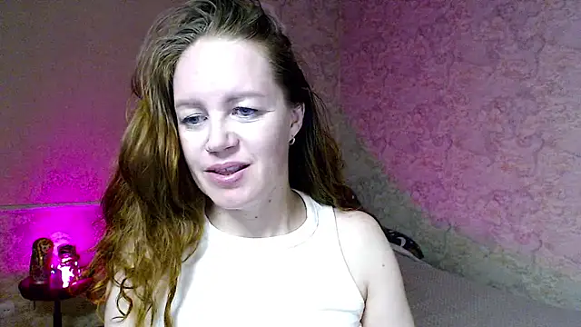 Fern Lust online show from July 8, 9:41 pm