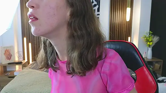 Sun 20  online show from April 15, 3:19 pm