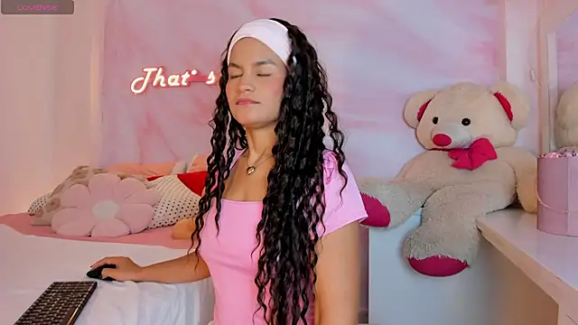 Snapshot of Marilyn_Mulata chatting on July 21, 6:54 pm Marilyn Mulata online show from July 21, 6:54 pm