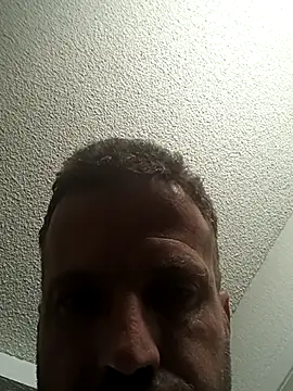 Snapshot of Travis212121 chatting on July 10, 7:12 am Travis212121 online show from July 10, 7:12 am